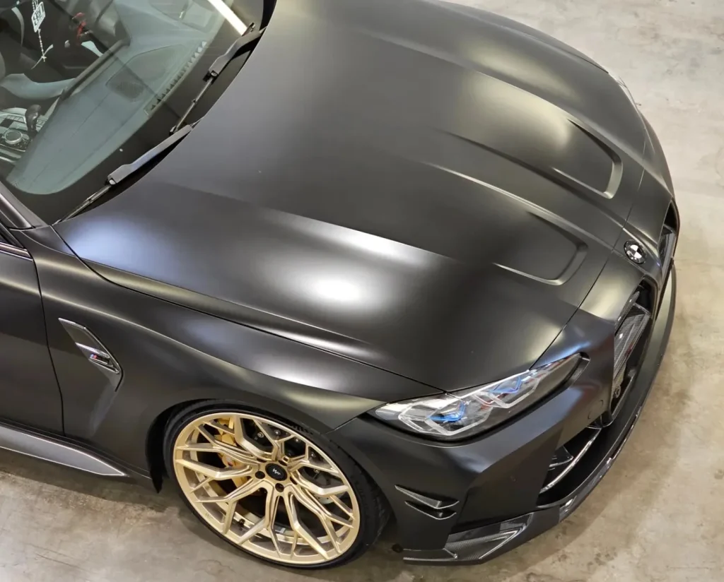 BMW schwarz Matt Keramikversiegelung homepage zugeschnitten